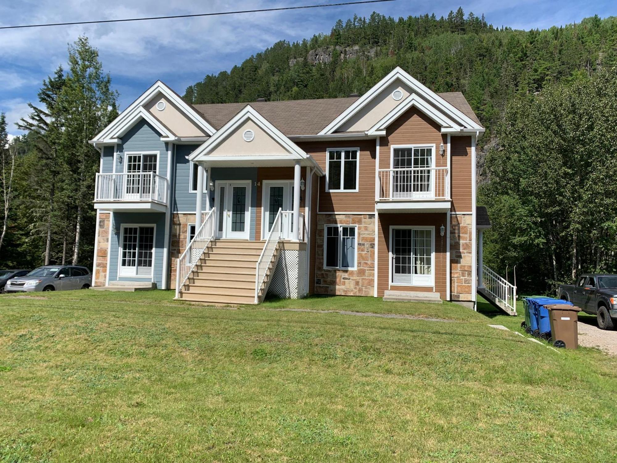Condo Mont-Edouard LʼAnse-Saint-Jean Екстериор снимка